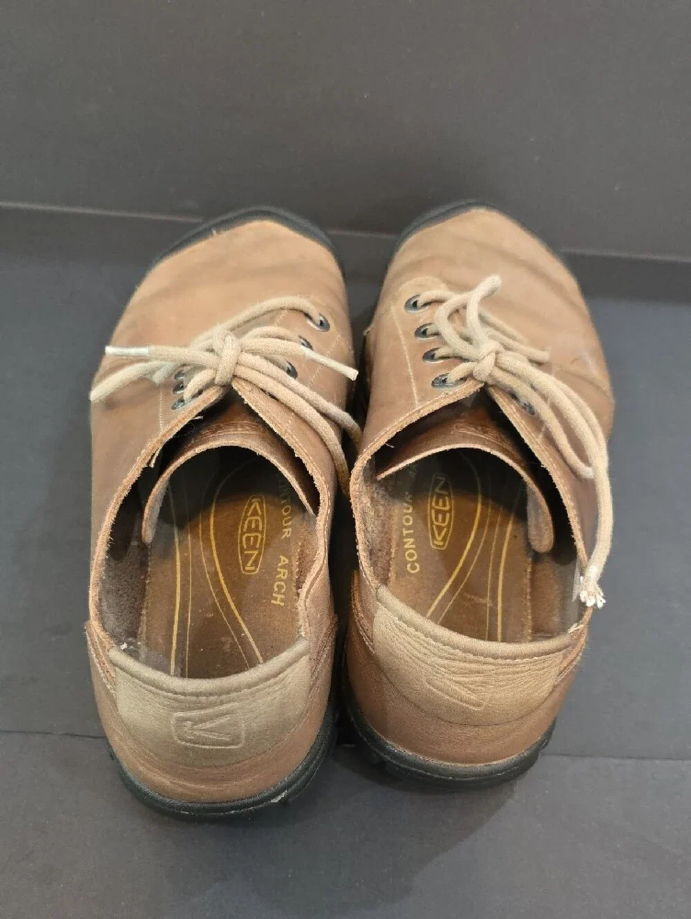 Keen Men’s Shoes in Tan with Black Sole Size 11